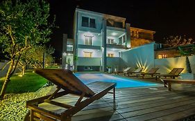 Apartmani Pocco Locco